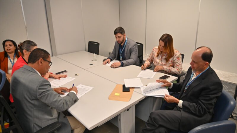 Prefeitura e Caixa assinam contratos: mais 160 nova moradias do Minha Casa Minha Vida