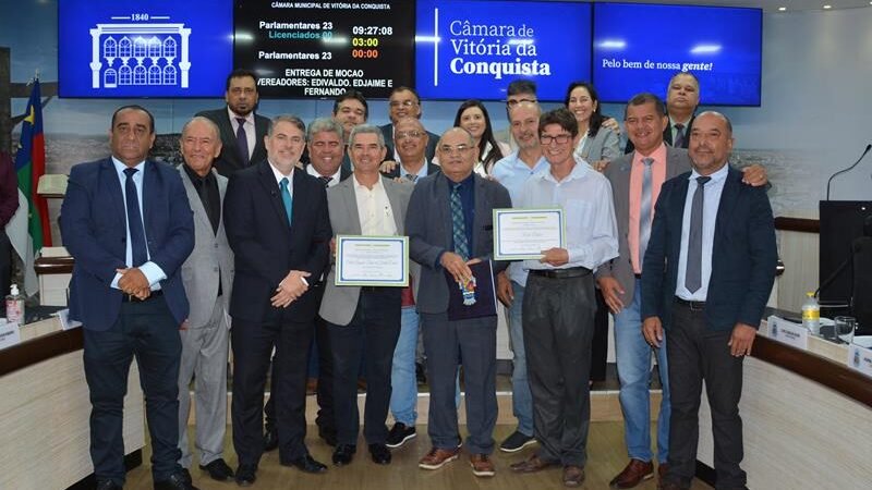 Aplausos para a TV! Câmara entrega moção para TV Sudoeste e Rede Bahia