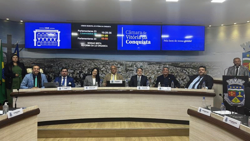 Em sessão especial, vereadores e comunidade debatem sobre novo texto da Lei Orgânica