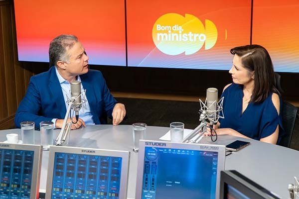 Renan Filho: “A Autoescola não vai acabar. O que acaba é a obrigatoriedade”