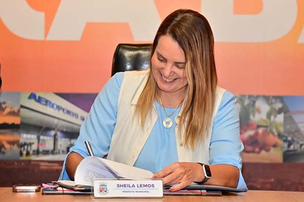 Lei autoriza município a contratar empréstimos bancários