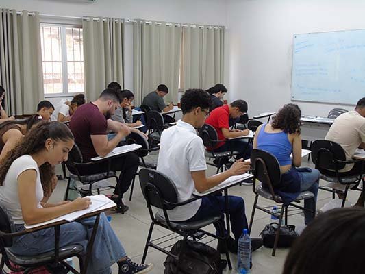 Vestibular UESB reúne mais de 9,3 mil candidatos