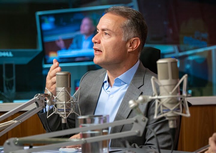 Renan Filho detalha evolução de obras e entregas em rodovias e ferrovias