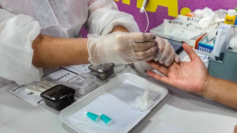 Sesab amplia ações de prevenção e testagem para ISTs no Carnaval de Itabuna