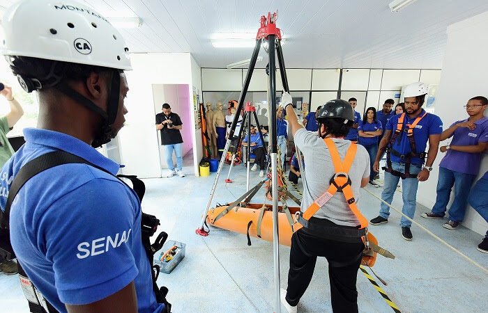 SENAI prorroga inscrições para mais de mil bolsas de cursos técnicos até 14.01