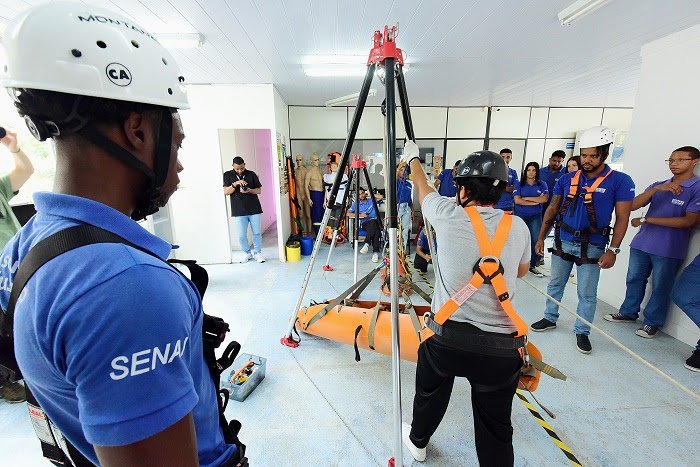 SENAI prorroga inscrições para mais de mil bolsas de cursos técnicos até 14.01