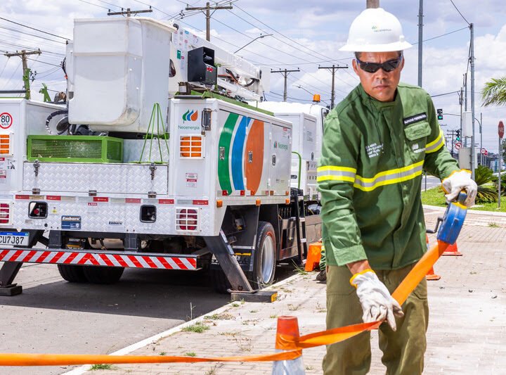  Escola de Eletricistas gratuita da Neoenergia Coelba tem 297 vagas abertas