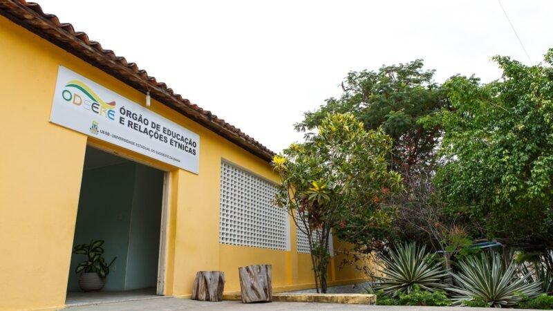 Uesb abre 300 vagas para cursos gratuitos em Educação e Relações Étnicas