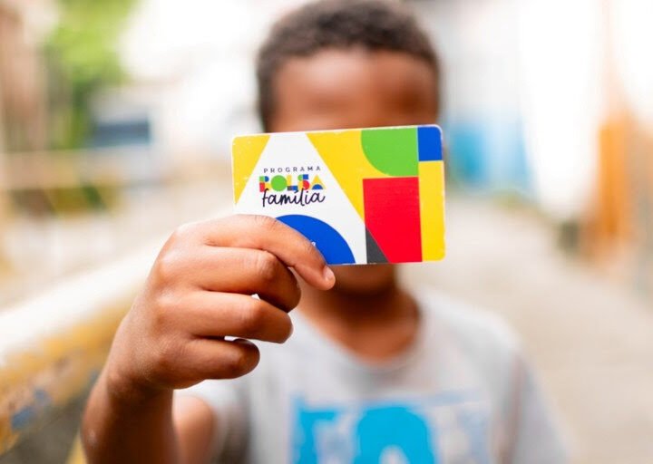 Bolsa Família chega a mais de 2,3 milhões de beneficiários da Bahia nesta quinta