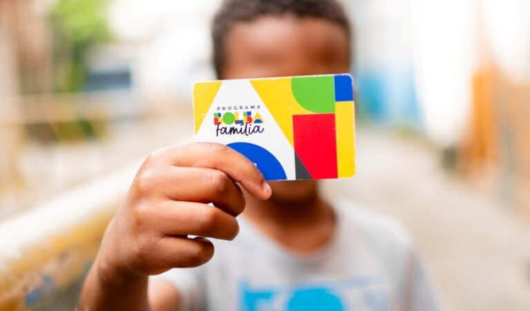 Bolsa Família chega a mais de 2,3 milhões de beneficiários da Bahia nesta quinta