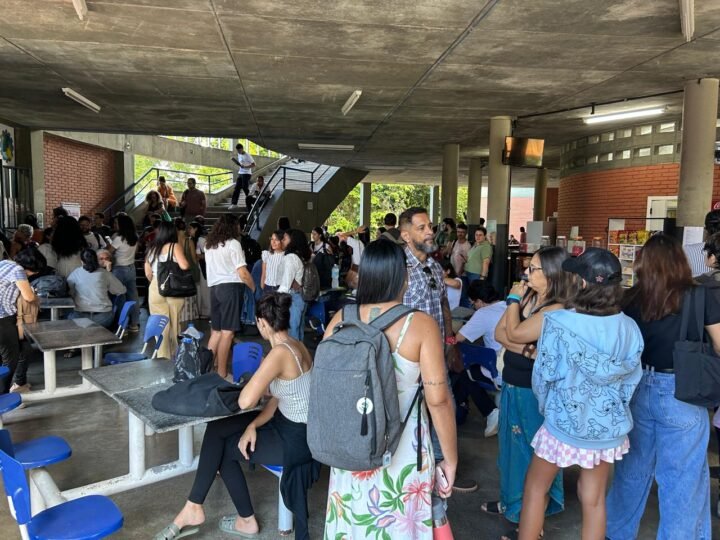 Uesc realiza concurso para docentes e registra ampla participação de candidatos