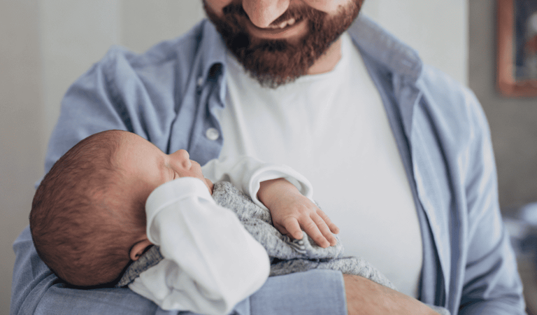 Criado o salário paternidade no Brasil