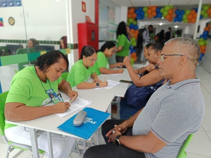 Mutirão tem 100 vagas de emprego e serviços de saúde em Salvador