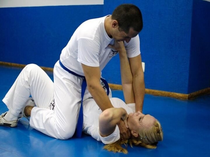 Krav Maga realiza treinos gratuitos de defesa pessoal para mulheres na Bahia