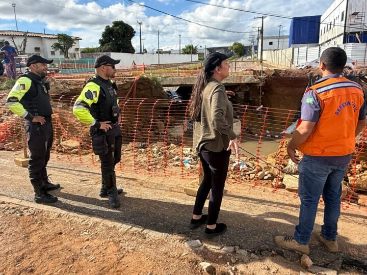 Interdição preventiva é realizada em ponte da Avenida Brumado após avaliação técnica