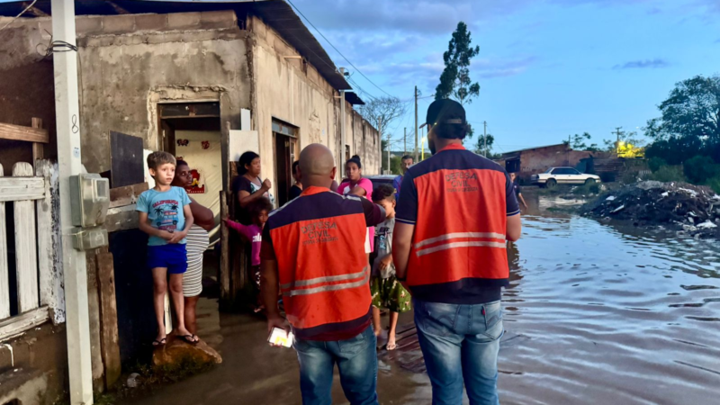 Intensa mobilização por atendimento às famílias atingidas pelas chuvas e na busca por Rosânia