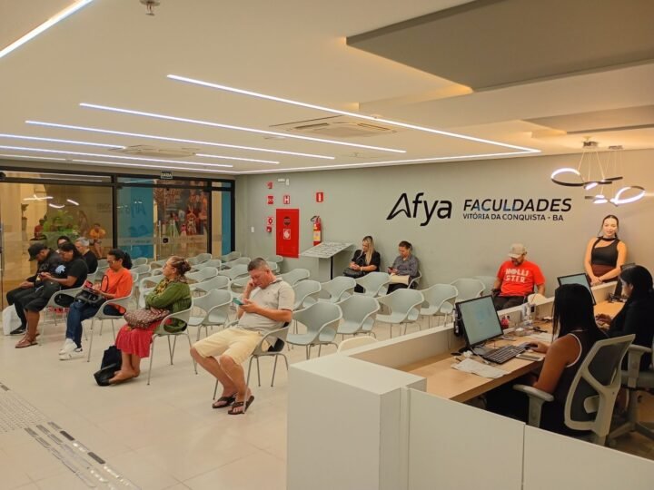 Atendimento ambulatorial gratuito em Vitória da Conquista, Salvador, Guanambi e Itabuna