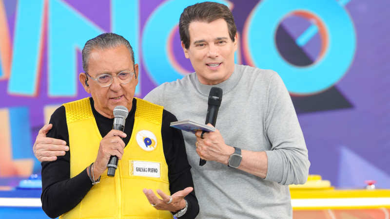 Galvão Bueno se emociona no “Domingo Legal” e celebra a estreia do “Galvão F.C.”