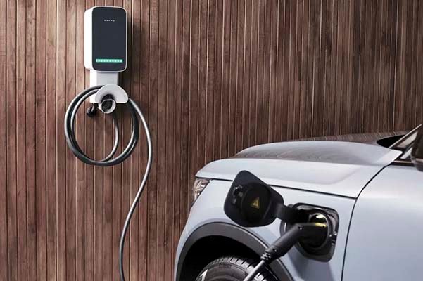 Cuidados com carros elétricos exigem segurança redobrada