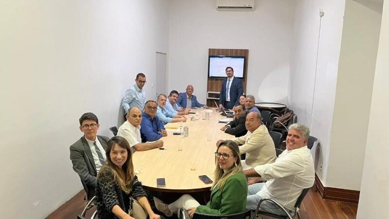 Câmara conclui texto-base e Regimento Interno vai a plenário na próxima semana