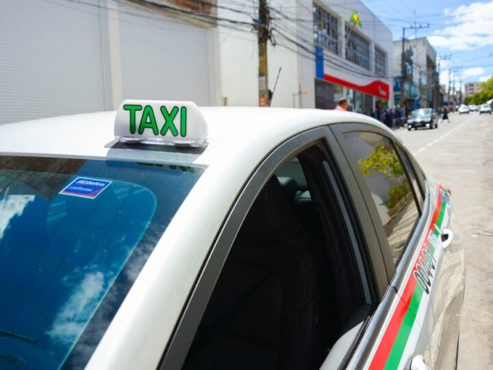 Começam a valer as novas tarifas para taxis e onibus da zona rural
