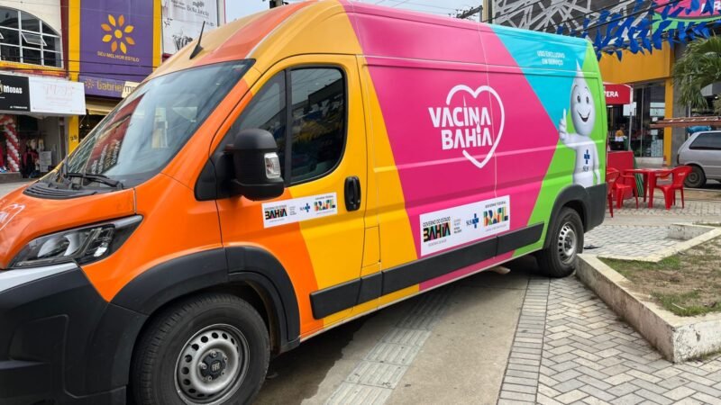 Vacimóvel aplica mais de 330 doses em ação itinerante