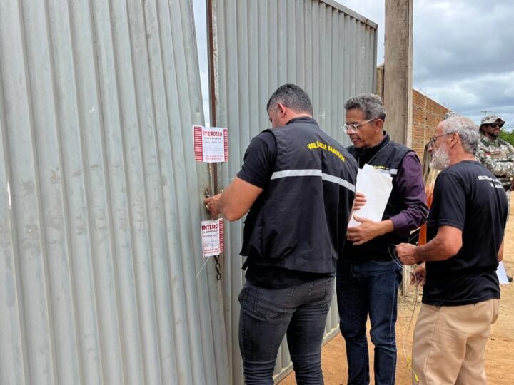 Vigilância Sanitária interdita ponto clandestino de abastecimento de água