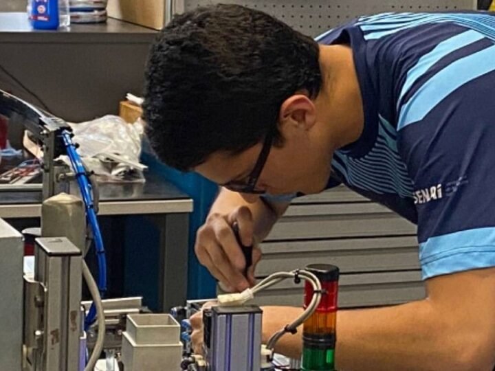 Déficit de formação técnica limita crescimento econômico no Brasil