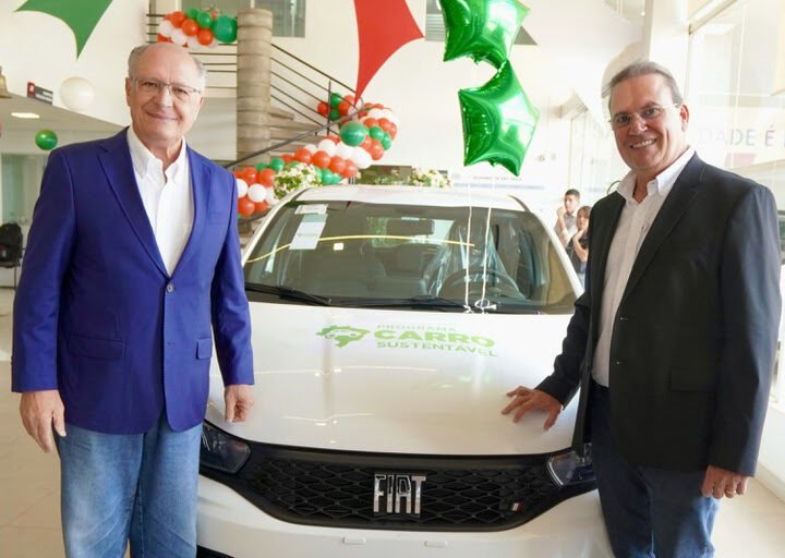 Carro sustentável: Alckmin comemora alta nas vendas dos veículos populares