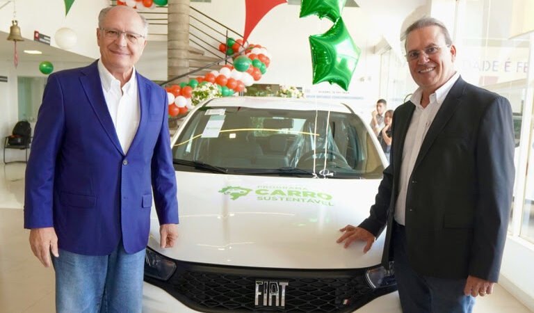Carro sustentável: Alckmin comemora alta nas vendas dos veículos populares