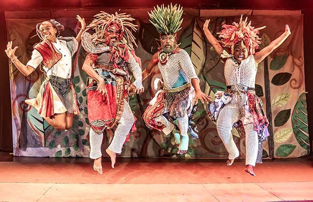 Espetáculo de grupo de teatro baiano integra maior circuito de artes cênicas do país