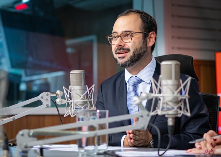 Aprovação da redução da Escala 6 X 1 é um dia histórico, diz Ministro