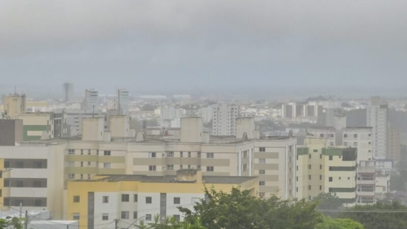 Vitória da Conquista segue com chuvas de baixa intensidade e temperaturas amenas desde sexta-feira, 22