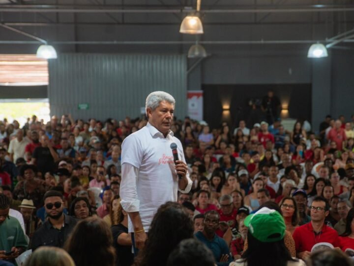 “Precisamos resgatar a capacidade de nos indignarmos com a fome”, diz Jerônimo no PGP em Macaúbas