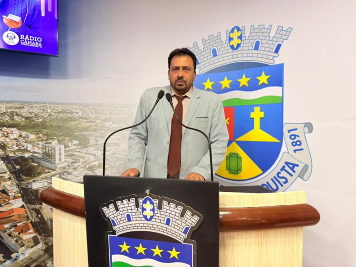 Márcio defende ampliação da meia passagem a estudantes em atividades culturais