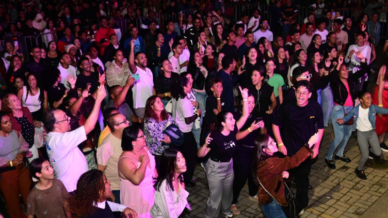 Primeira edição do evento “Clama Conquista” une fé, música e alegria