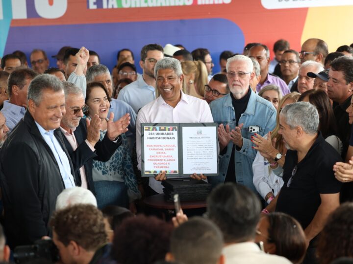 Governador entrega e autoriza mais de R$ 600 milhões em investimentos para Sudoeste baiano
