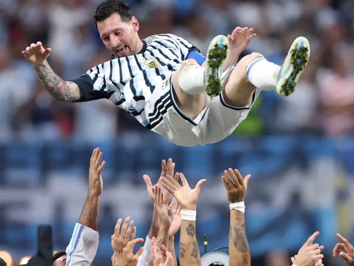 Seleção da Argentina vira e elimina o Egito: 3 X 2