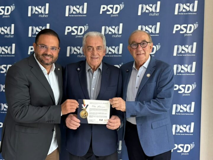UPB promove primeira outorga da Comenda Governador João Durval Carneiro
