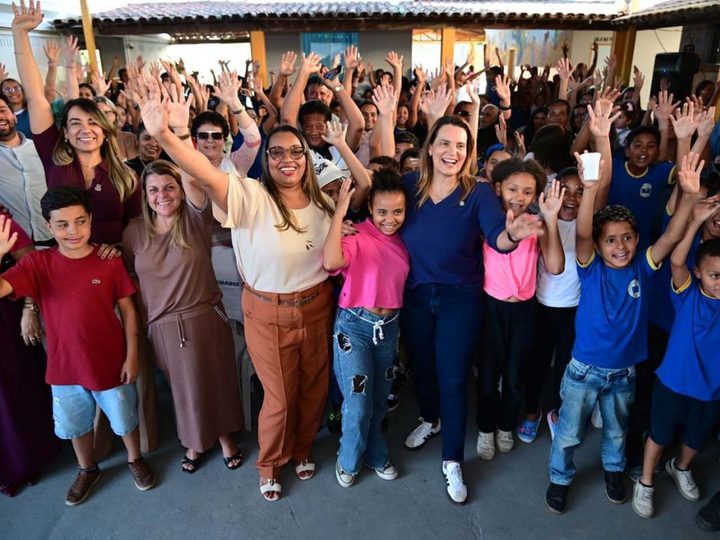 Prefeitura entrega escola revitalizada no bairro Kadija em Vitória da Conquista