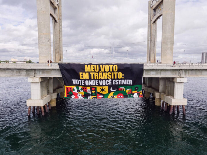 Ponte amanhece com mensagem para o eleitor brasileiro