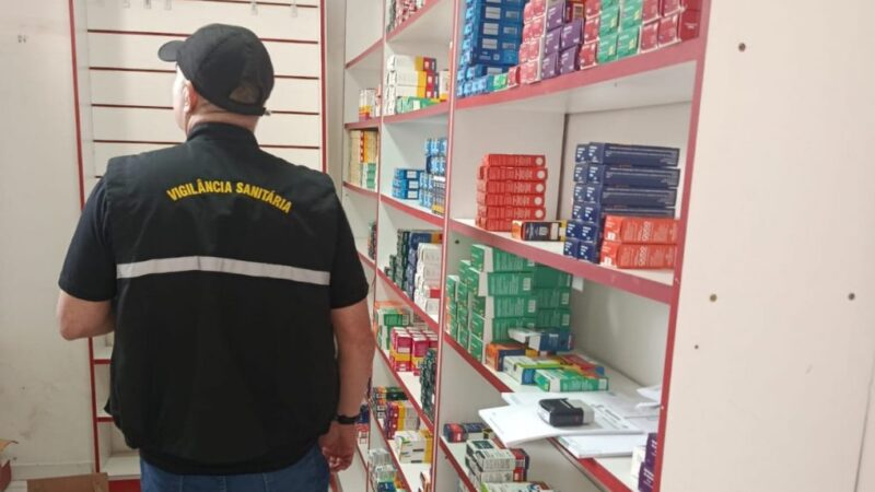 VISA e Polícia Civil interditam depósito de farmácia no Bairro Brasil