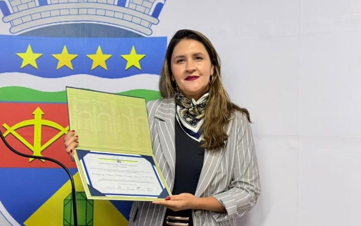 Colégio da Polícia Militar recebe Moção de Aplausos