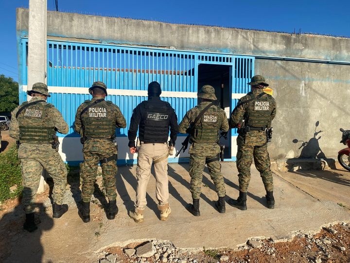 Premium Mandatum: dez pessoas são presas em nova fase de operação contra organizações criminosas no norte da Bahia