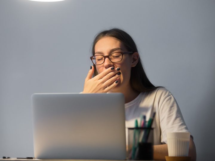 Dormir mal pode afetar memória, humor e saúde mental, alerta psiquiatra