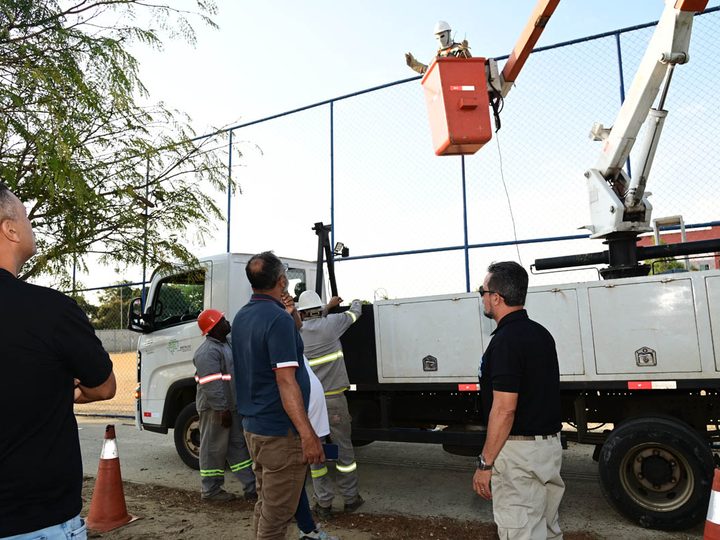Prefeitura repõe 1.800 metros de cabos furtados perto do Boulevard Shopping