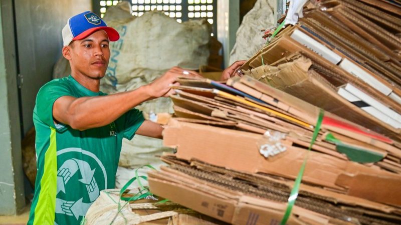 Coleta seletiva de recicláveis apresenta projeto piloto em Conquista